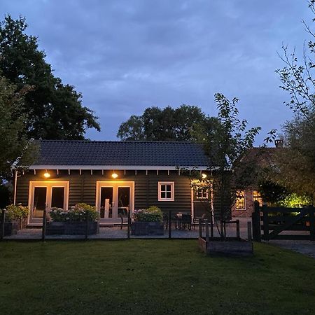 Flora'S B&B Landsmeer ภายนอก รูปภาพ