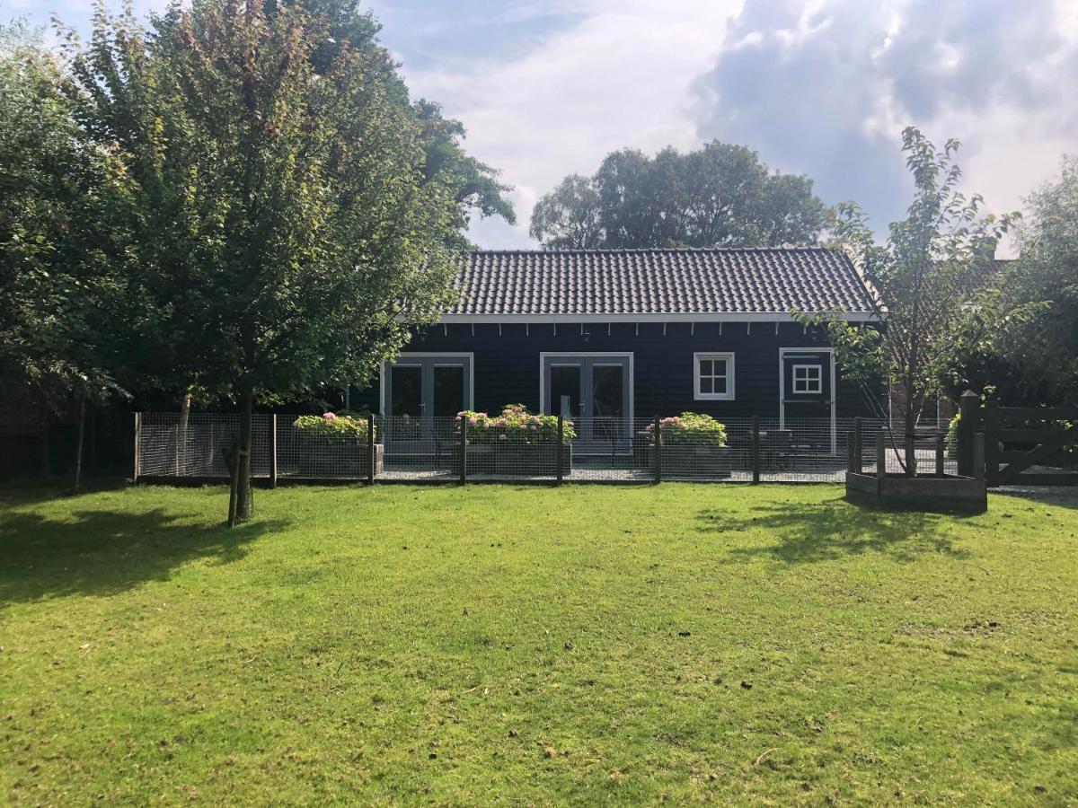 Flora'S B&B Landsmeer ภายนอก รูปภาพ